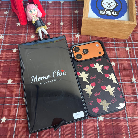 Momo Chic Lucky Angel phone case mirror Magsafe