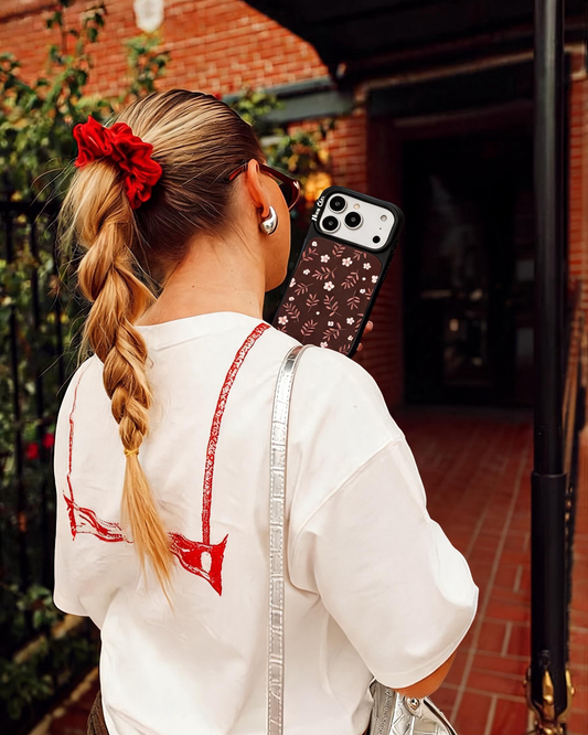 Momo Chic Vintage Maple Leaf phone case mirror Magsafe