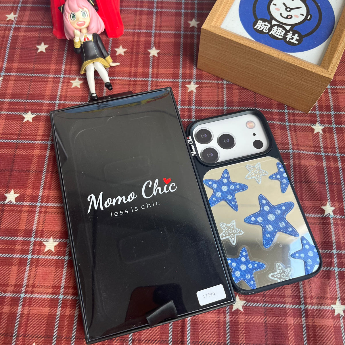 Momo Chic Mirror of the Starry Sea phone case mirror Magsafe
