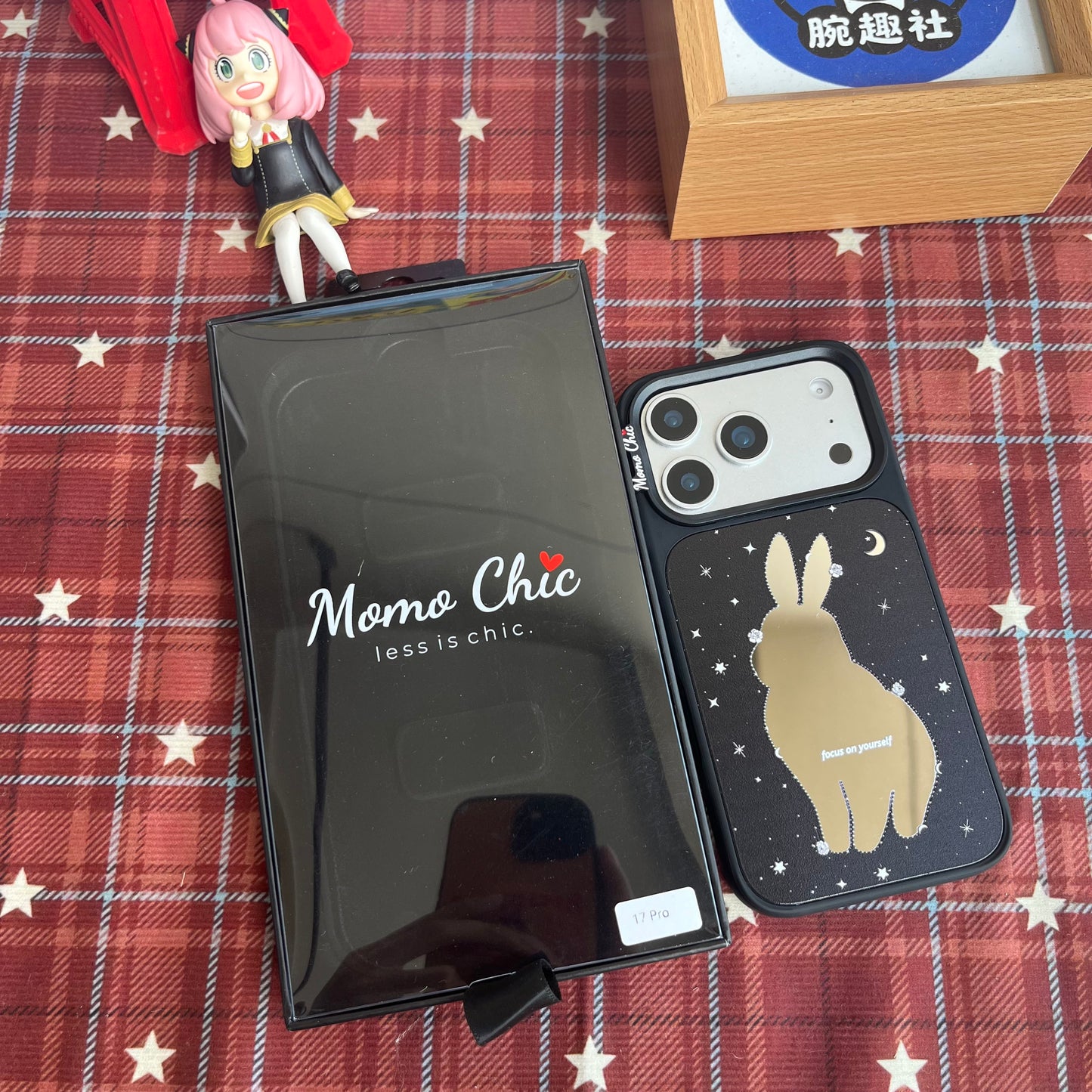 Momo Chic Monologue Under the Moon Party phone case mirror Magsafe