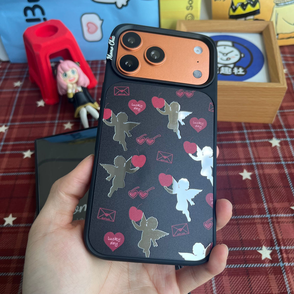 Momo Chic Lucky Angel phone case mirror Magsafe