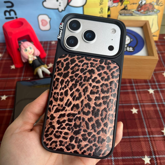 Momo Chic  leopard print phone case genuine leather